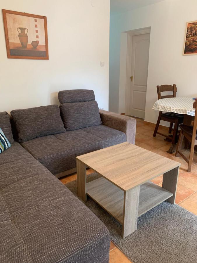 זלקרוס Elvira Apartman מראה חיצוני תמונה