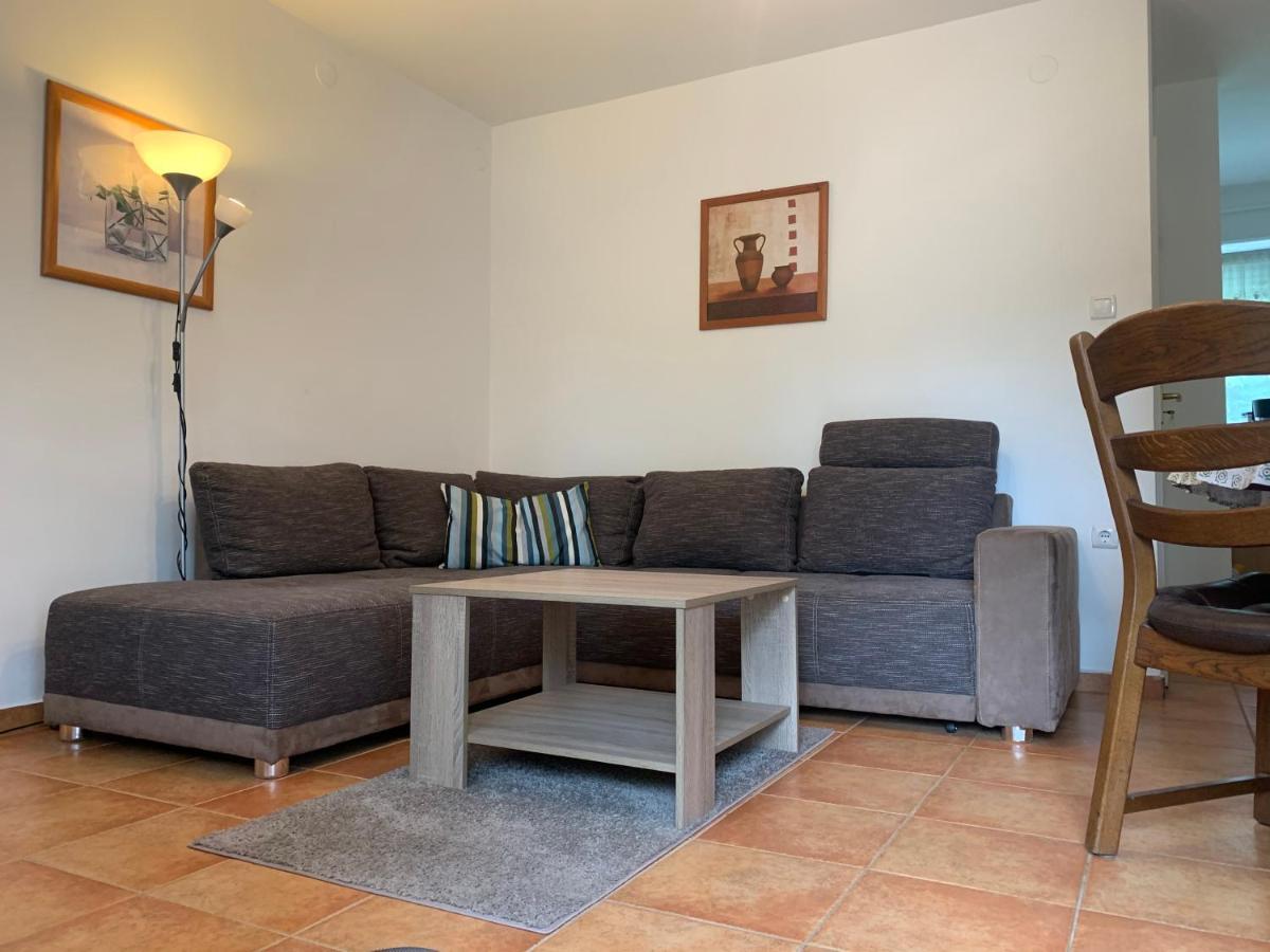 זלקרוס Elvira Apartman מראה חיצוני תמונה